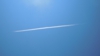 岡崎・フローラ法律事務所のＨＰのためにいただいた飛行機雲の写真です。